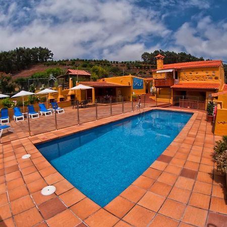 Casas Lola y Rafael B Guest House Moya  Exterior foto