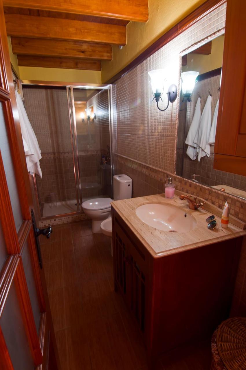 Casas Lola y Rafael B Guest House Moya  Cameră foto