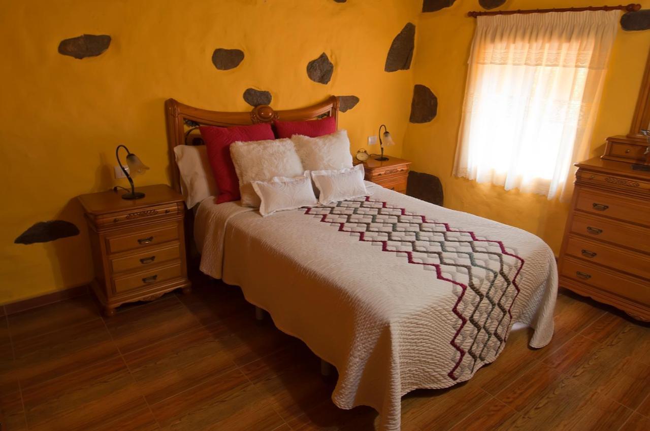 Casas Lola y Rafael B Guest House Moya  Cameră foto